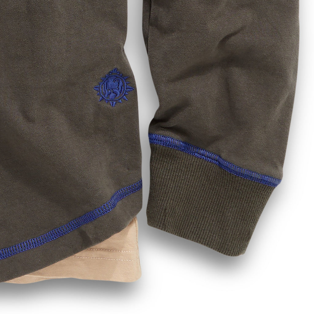 Apex Heavyweight Henley Riverside The Territory Ahead